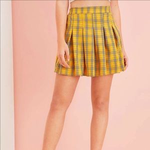 Plaid yellow skirt